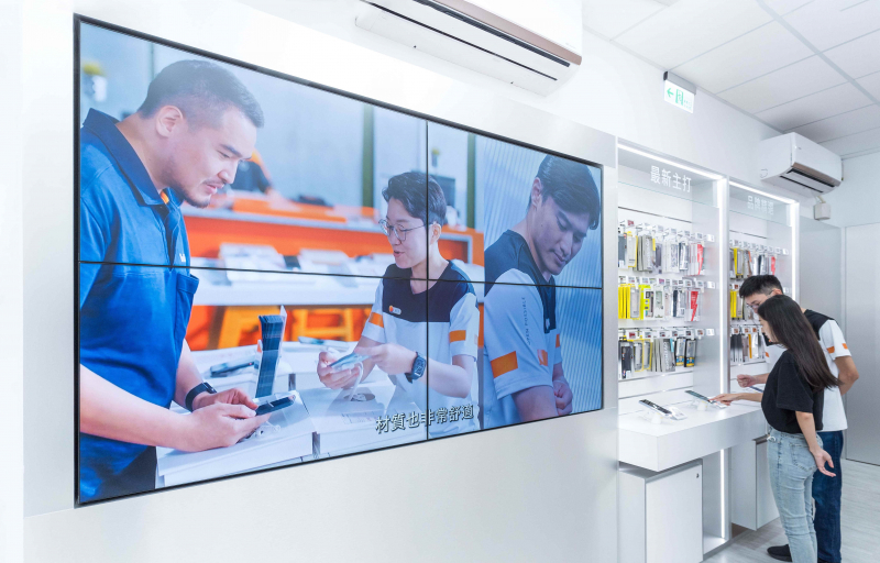 創利空間整合高品質顯示器取代傳統海報，並透過雲端數位內容公播管理系統，可輕鬆管理派送廣告訊息，實踐智慧無紙化新零售概念門市