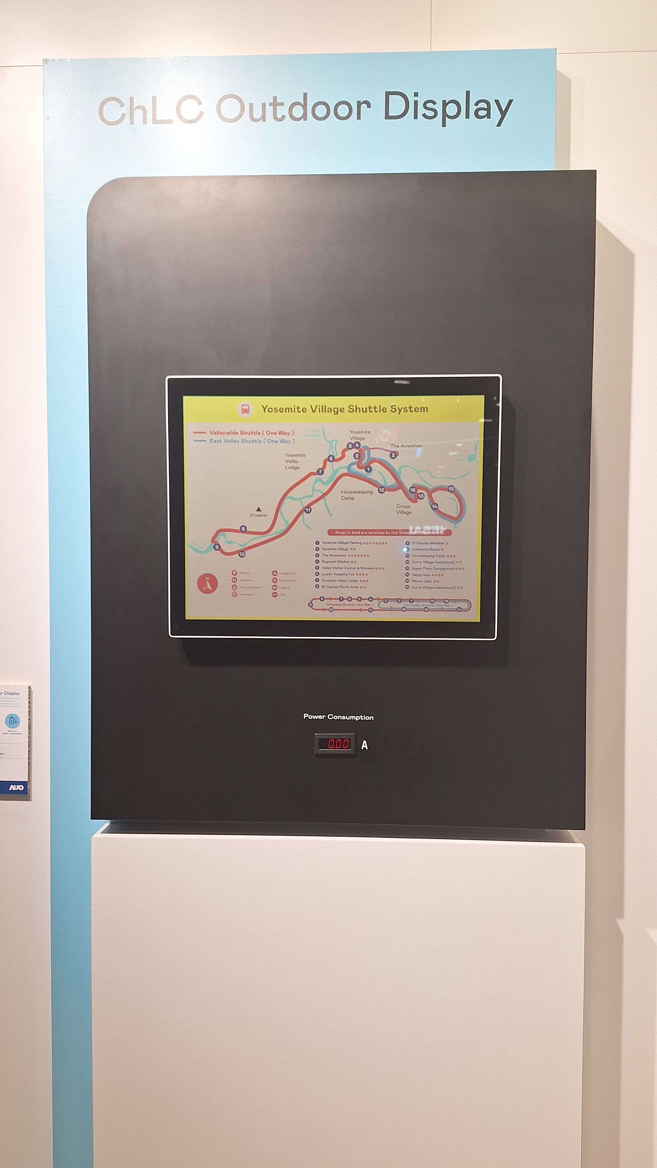 AUO&rsquo;s &ldquo;ChLC Outdoor Full-color Display&rdquo; with advantages of super low power consumption endures challenging outdoor environments. It functions exceptionally in a broad temperature spectrum spanning from -30 degrees Celsius to 85 degrees Celsius, and showcases enhanced color saturation and visibility, particularly in bright lighting conditions.